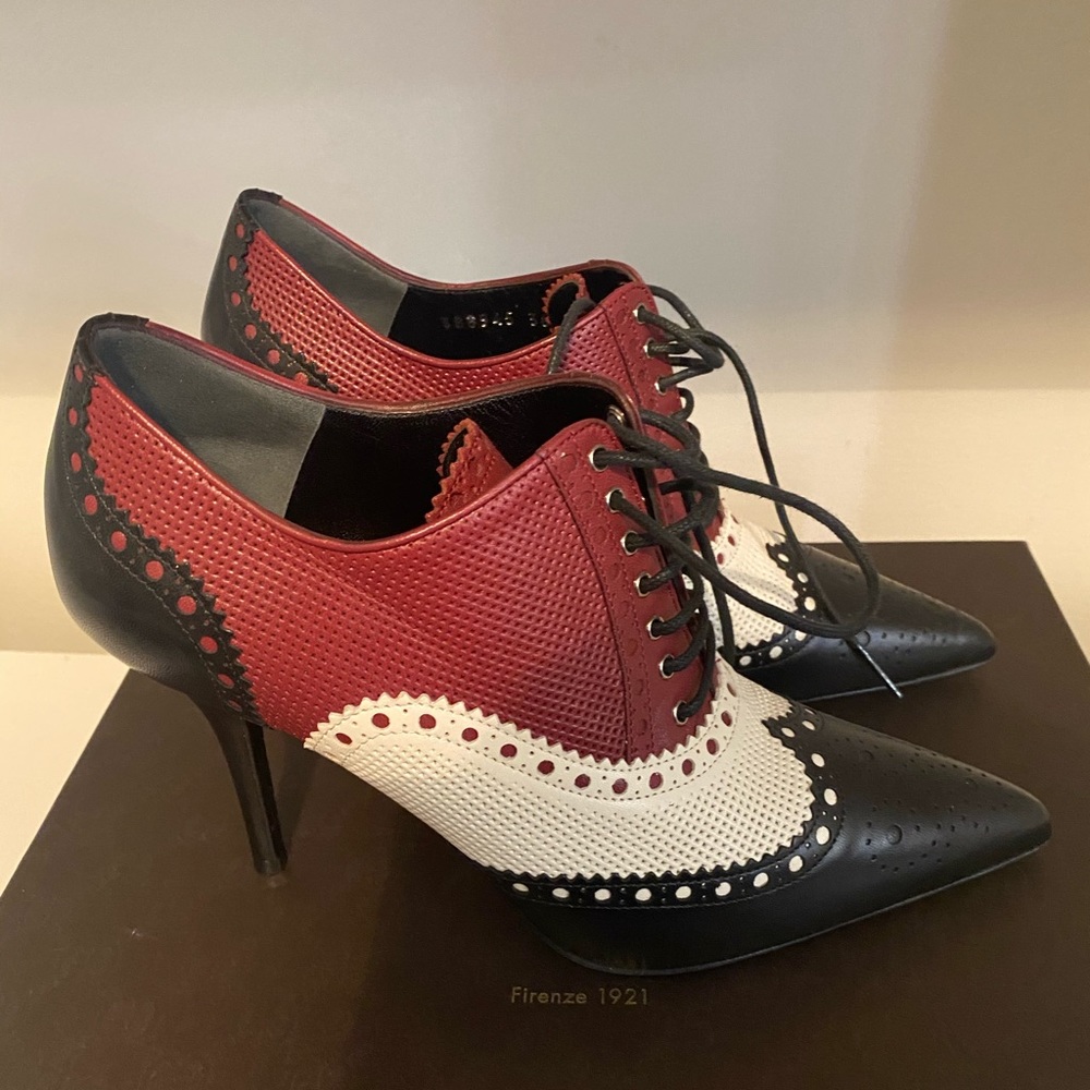 Gucci Shoe